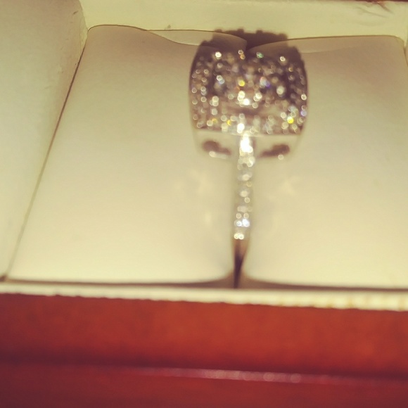 Ring - Picture 8 of 8